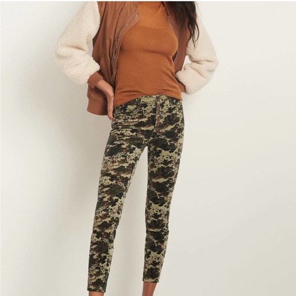 Anthropologie Denim - Anthropologie Pilcro High Rise, Skinny, Button Fly, Camo Pants